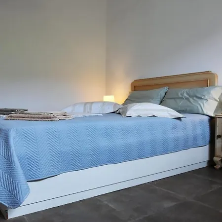 The Charming House, Ideal For 4 To 5 People Hébergement de vacances