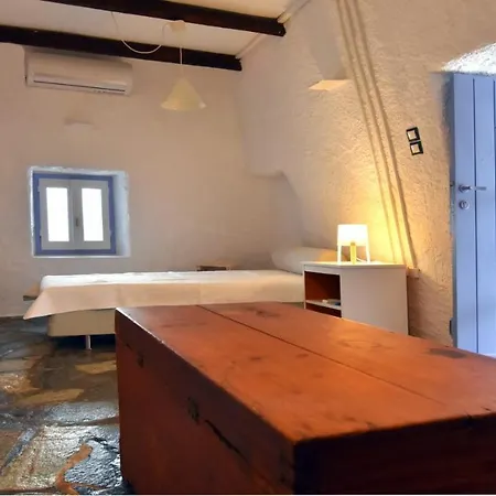 The Charming House, Ideal For 4 To 5 People Ioulis