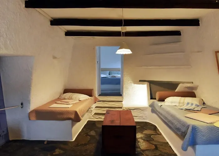 The Charming House, Ideal For 4 To 5 People Ioulis